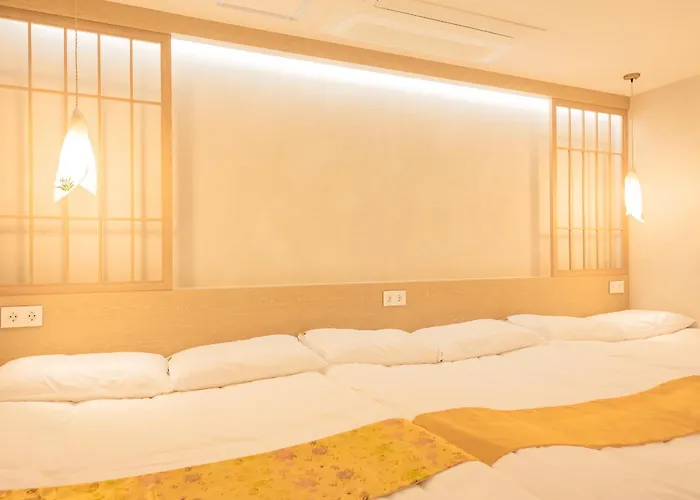 희재,서면역 도보 2분,침대10개,22명 단체숙소,자쿠지,3박이상 픽업, 5박이상 픽드랍서비스 Hébergement de vacances *